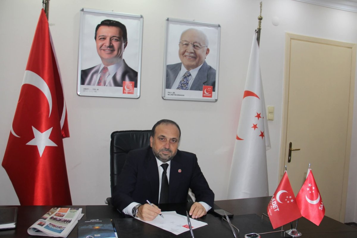 Saadet partisi İlçe Başkanı Feyzullah Çürük’ten Öğretmenler Günü Mesajı: “Eğitim Ahlak ve Manevi Değerlerle Olmalı”
