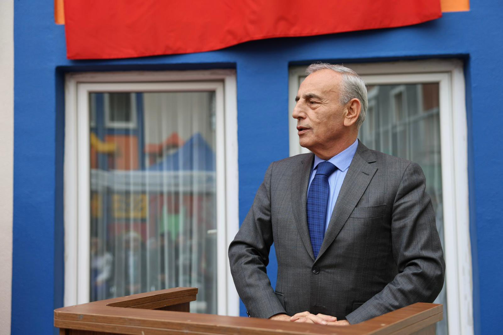 Küçükçekmece Belediye Başkanı Kemal Çebi’nin davetiyle,Yeşilçam'ın usta ismi AHMET MEKİN Küçükçekmece'de.