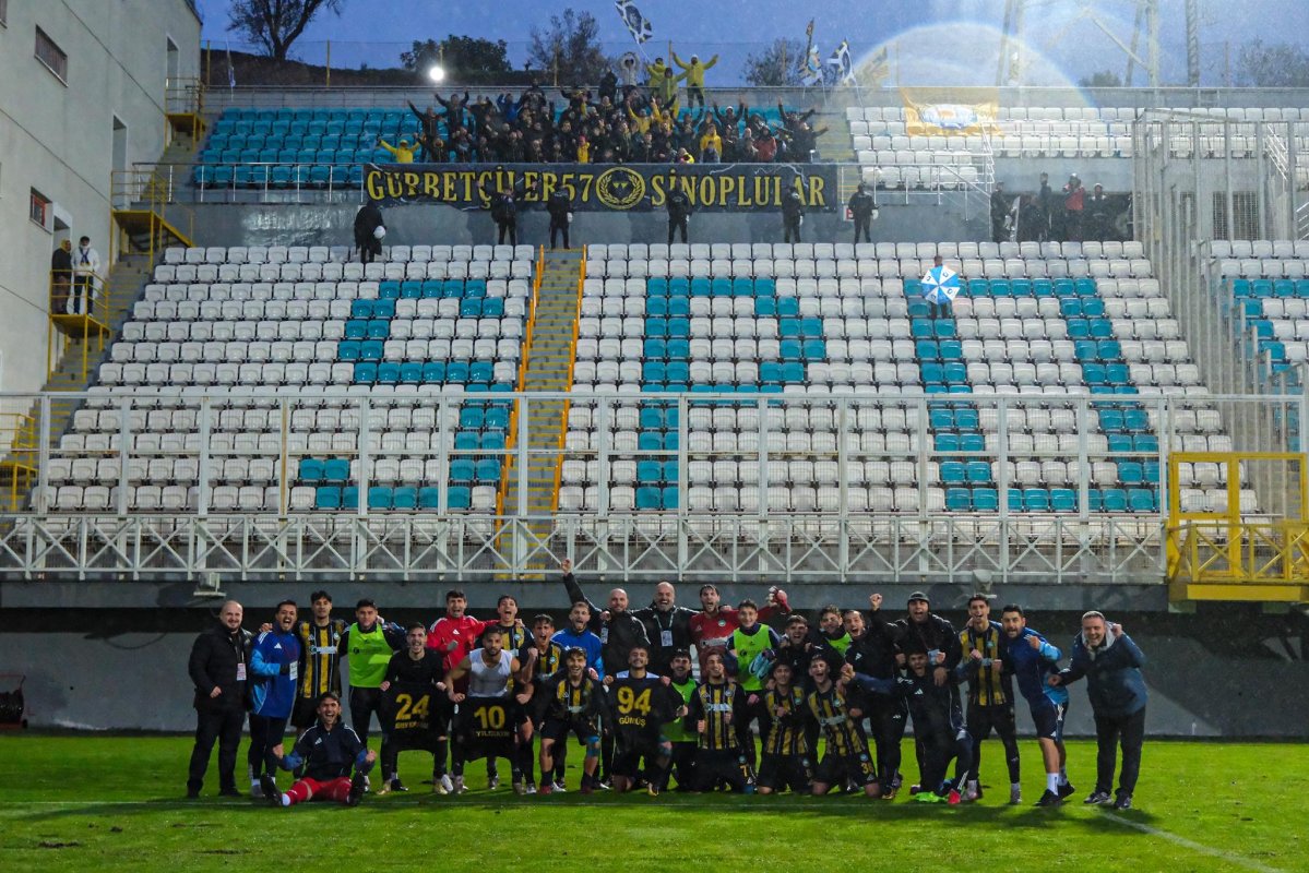 Küçükçekmece Sinopspor'dan, Bursa da ŞOV.