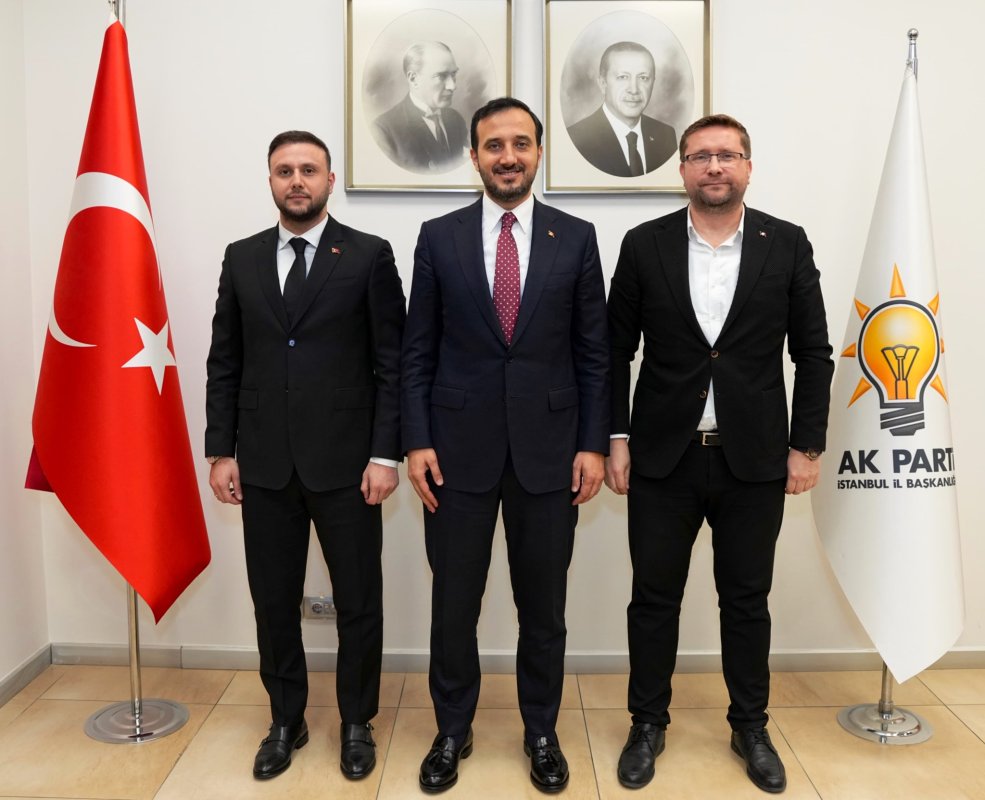 AK Parti Küçükçekmece İlçe Başkanlığı’na Emin Kaan Kaya atandı