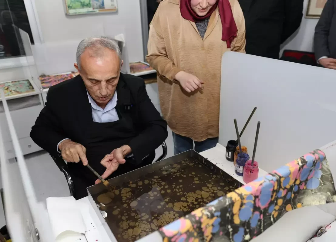 Başkan Kemal Çebi, Gençlerle Güzel Sanatlar Akademisi'nde Buluştu.