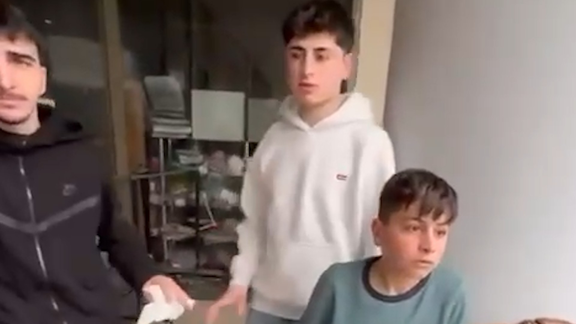 İstanbul'daki 6.2 Deprem Anı Yaşanan Panik Hali !