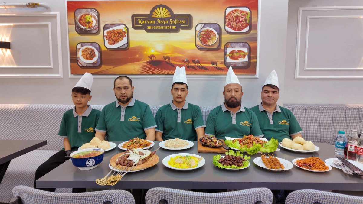 Küçükçekmece’de Uygur Mutfağının Eşsiz Lezzetleri: Karvan Asya Sofrası