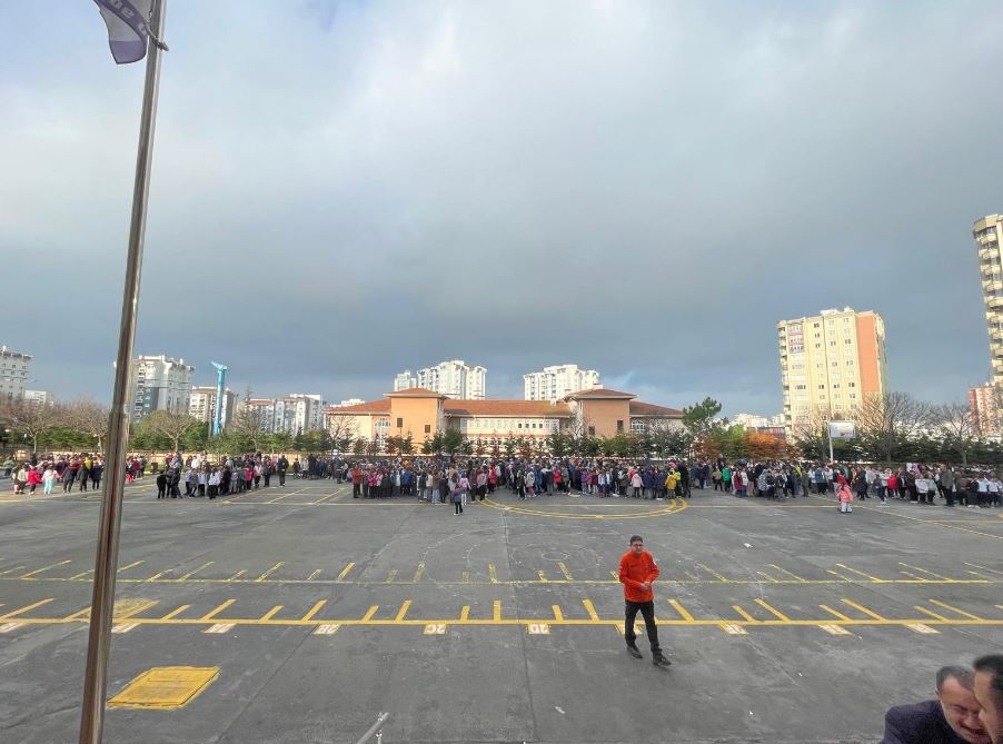 Küçükçekmece’de Deprem Anı Tahliye Tatbikatı Gerçekleştirildi