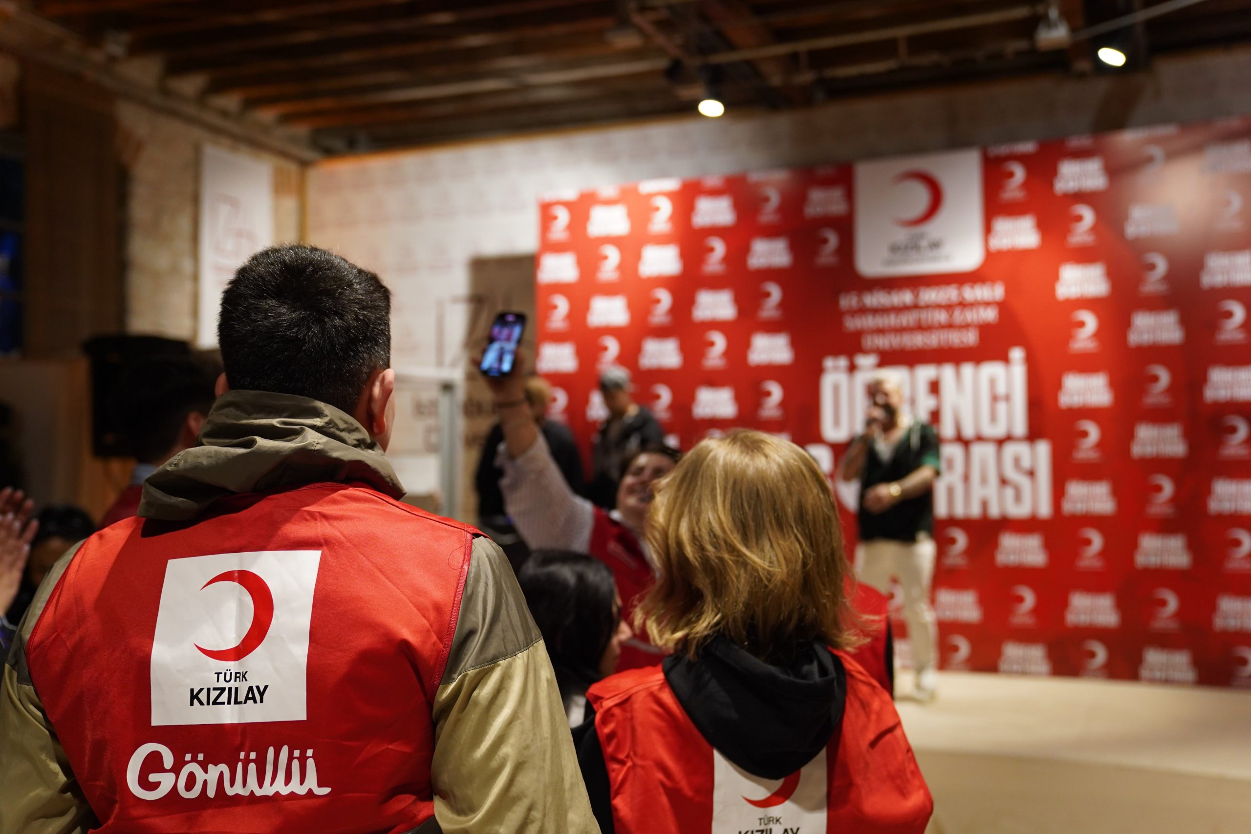 Küçükçekmece Kızılay’dan Gençlere “Öğrenci Sofrası