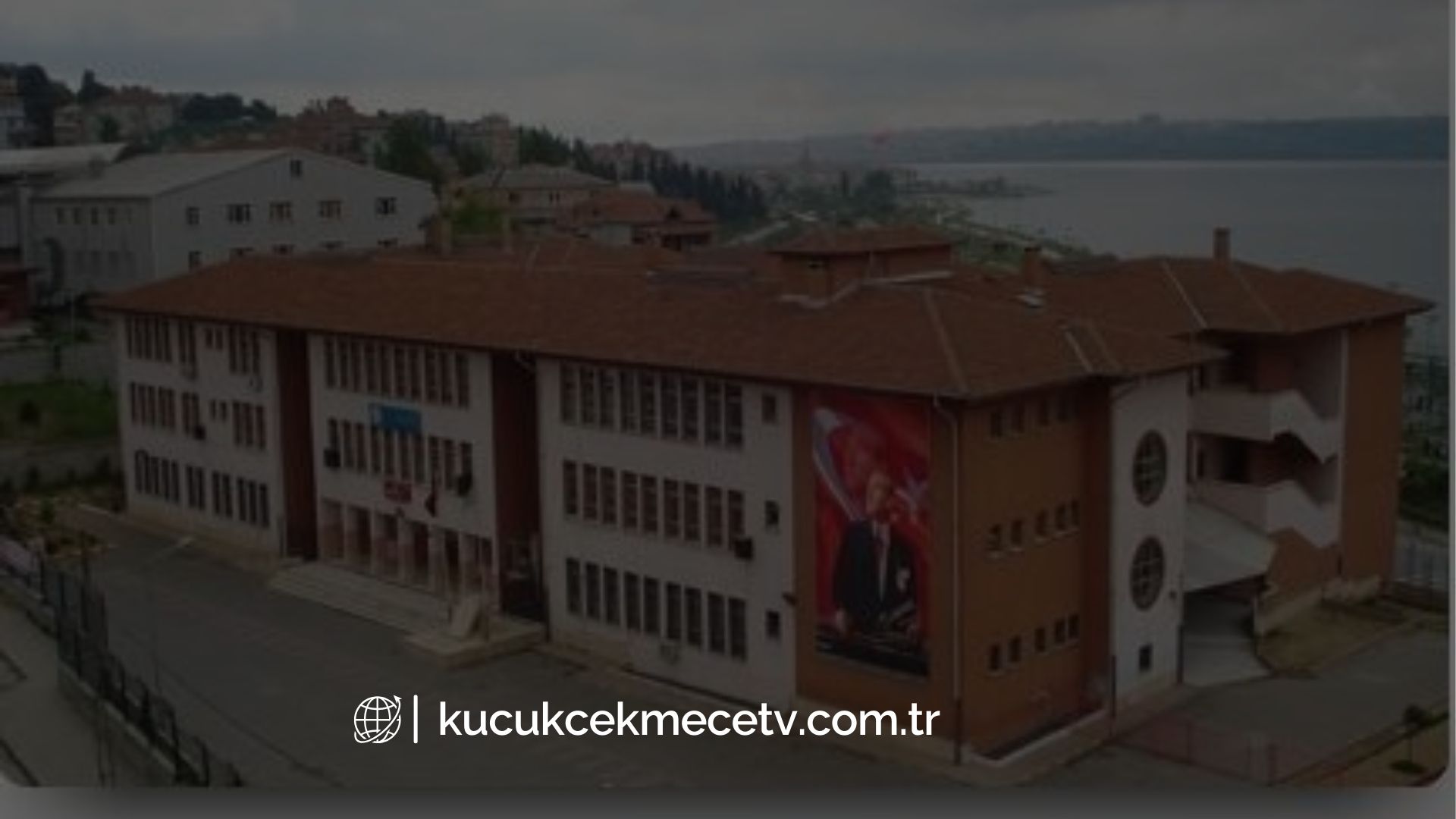 Küçükcekmece Mehmet Akif İnan İmam Hatip Ortaokulu