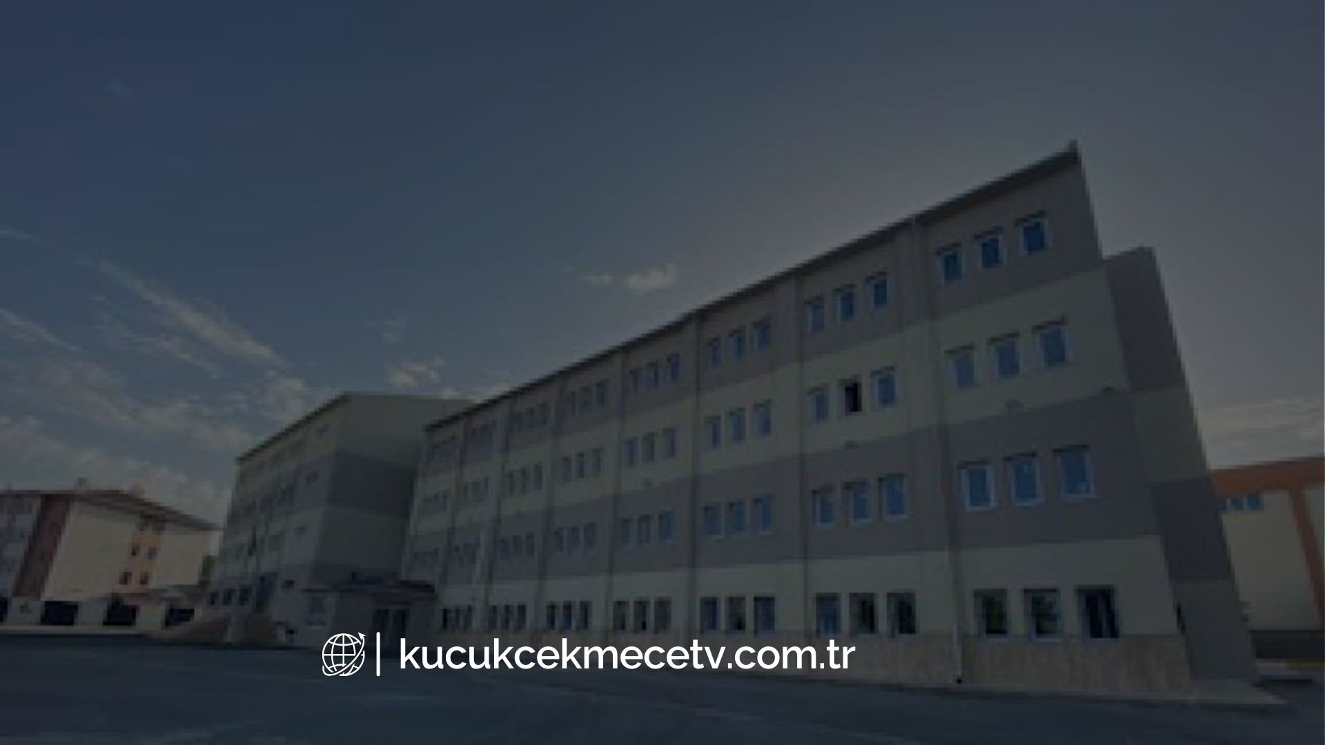 Küçükcekmece Söğütlüçeşme Ortaokulu
