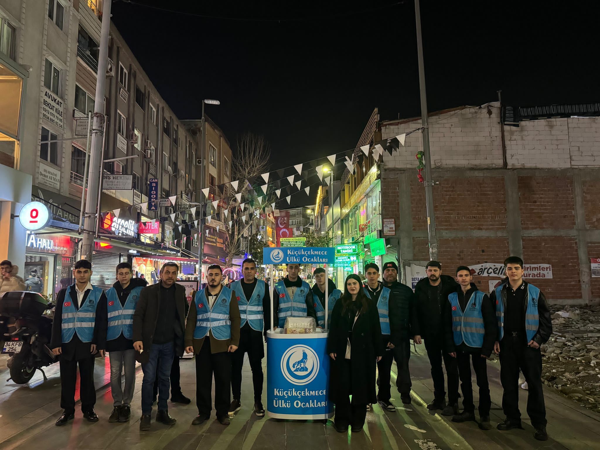 Küçükçekmece Ülkü Ocakları’ndan Berat Kandili İkramı