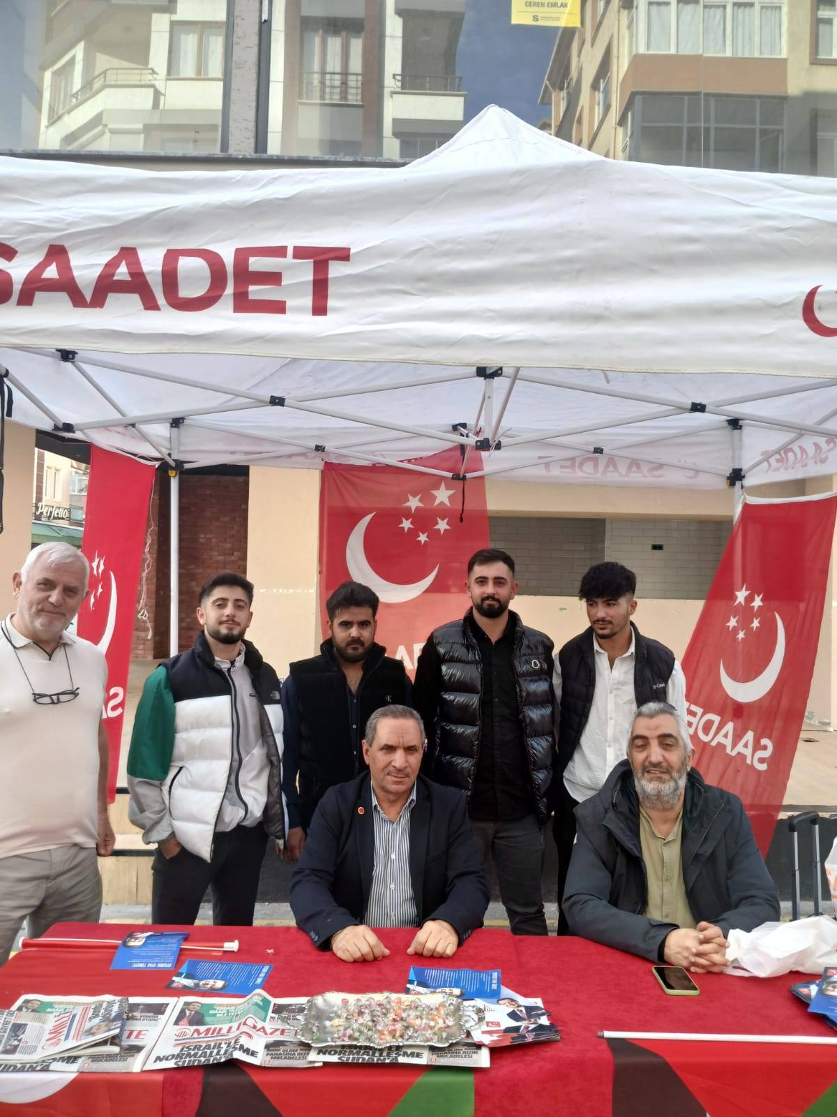 Saadet Partisi Küçükçekmece İlçe Başkanlığı Üye Çalışmalarını Sürdürüyor